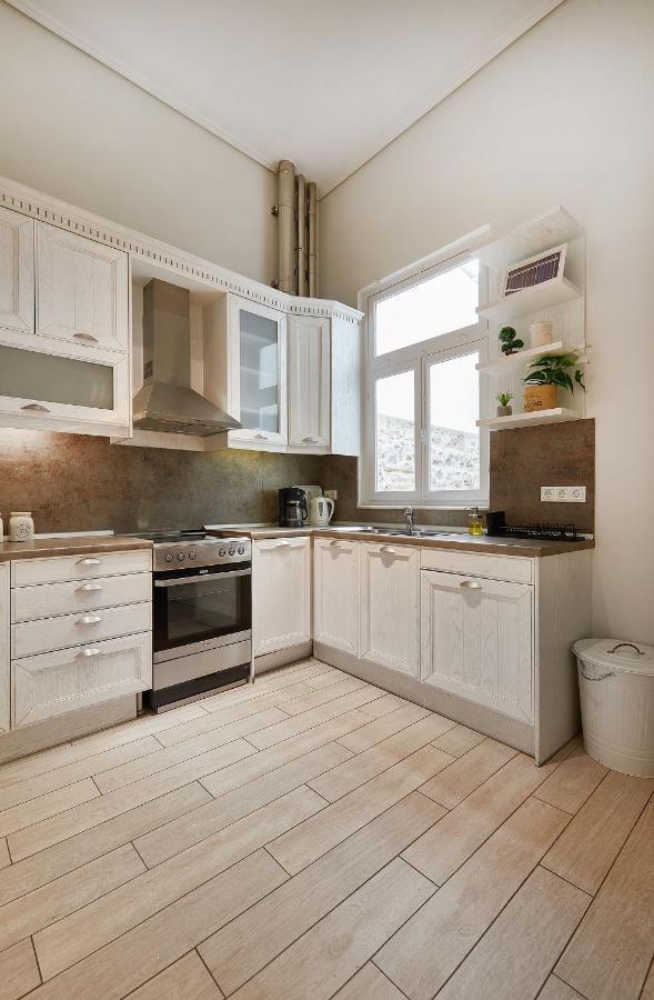 Chloe Boutique Apartments Plaka Афіни Екстер'єр фото